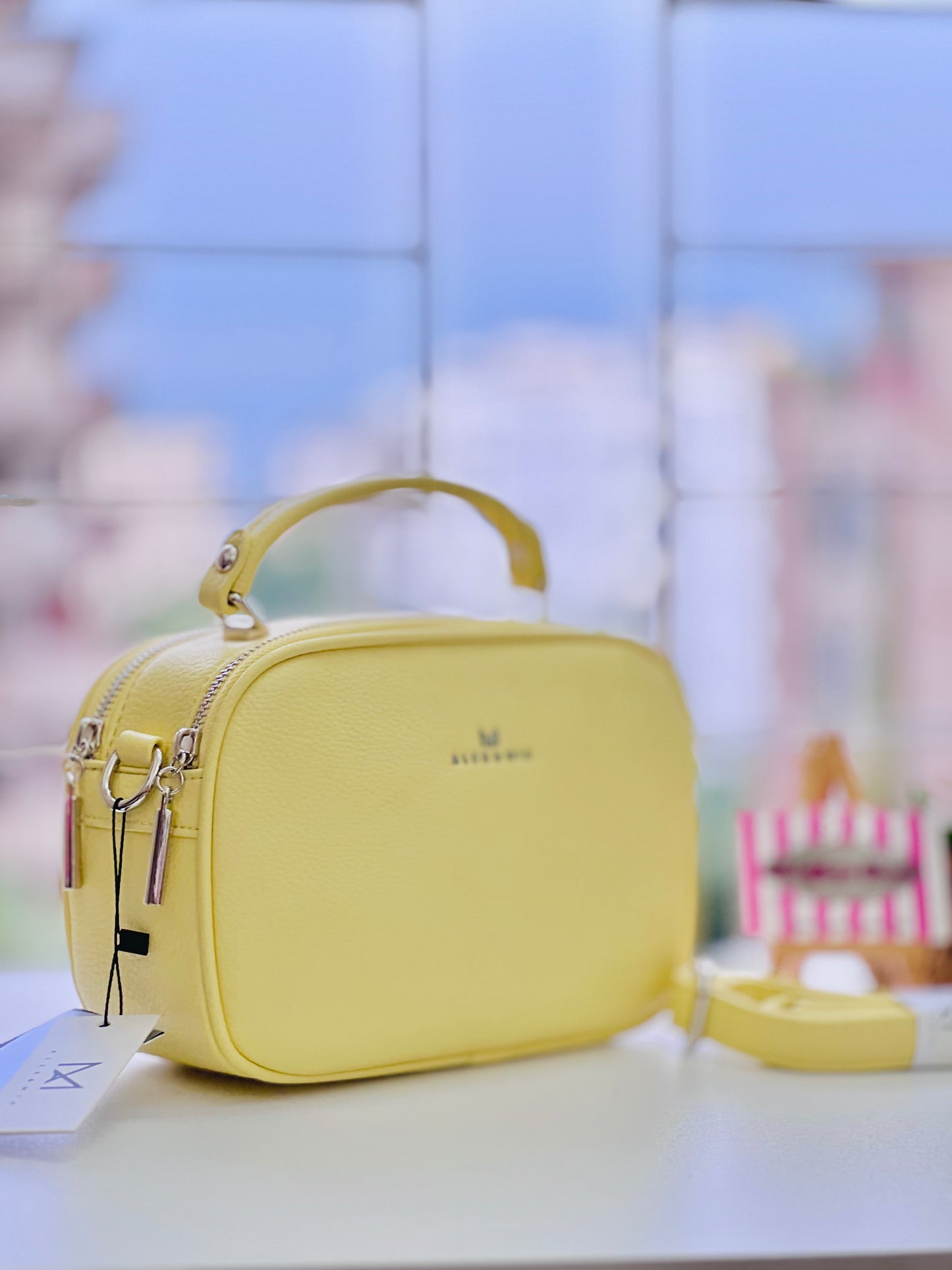 Alex & Mia Macaroon Bag