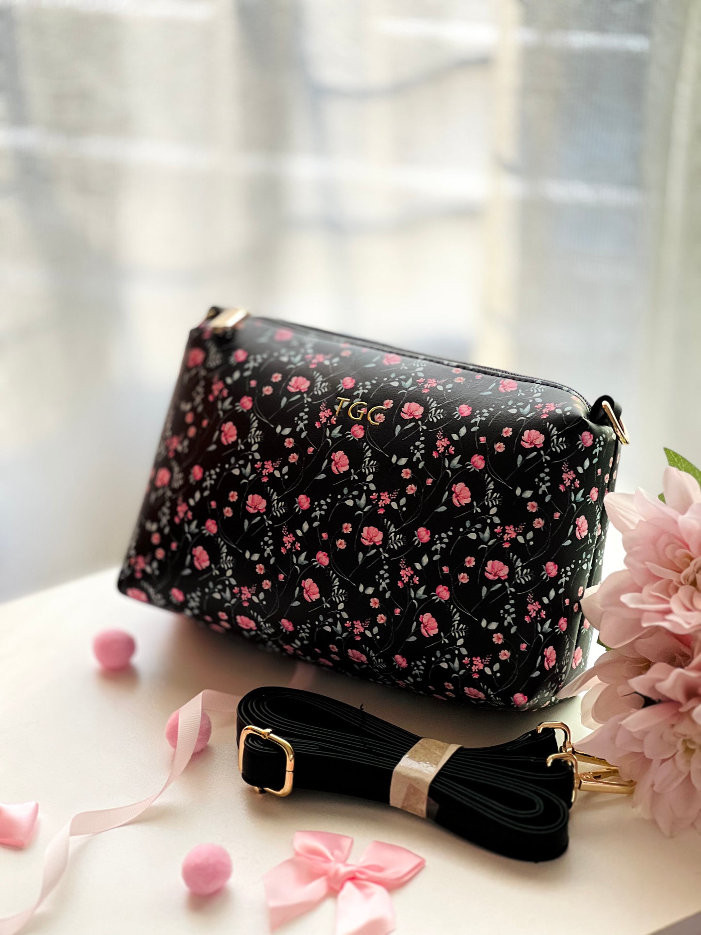 TGC Bowette Sling (Black)