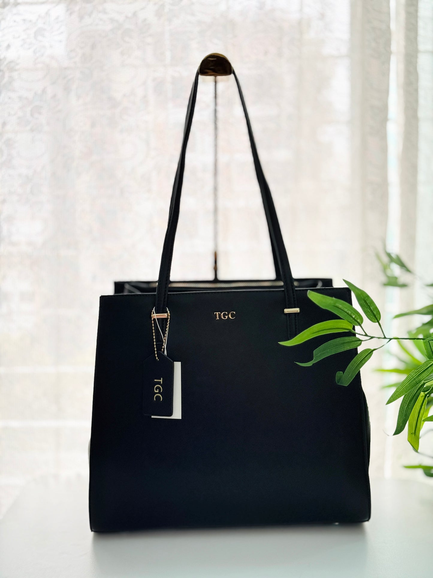 TGC Signora (Black)