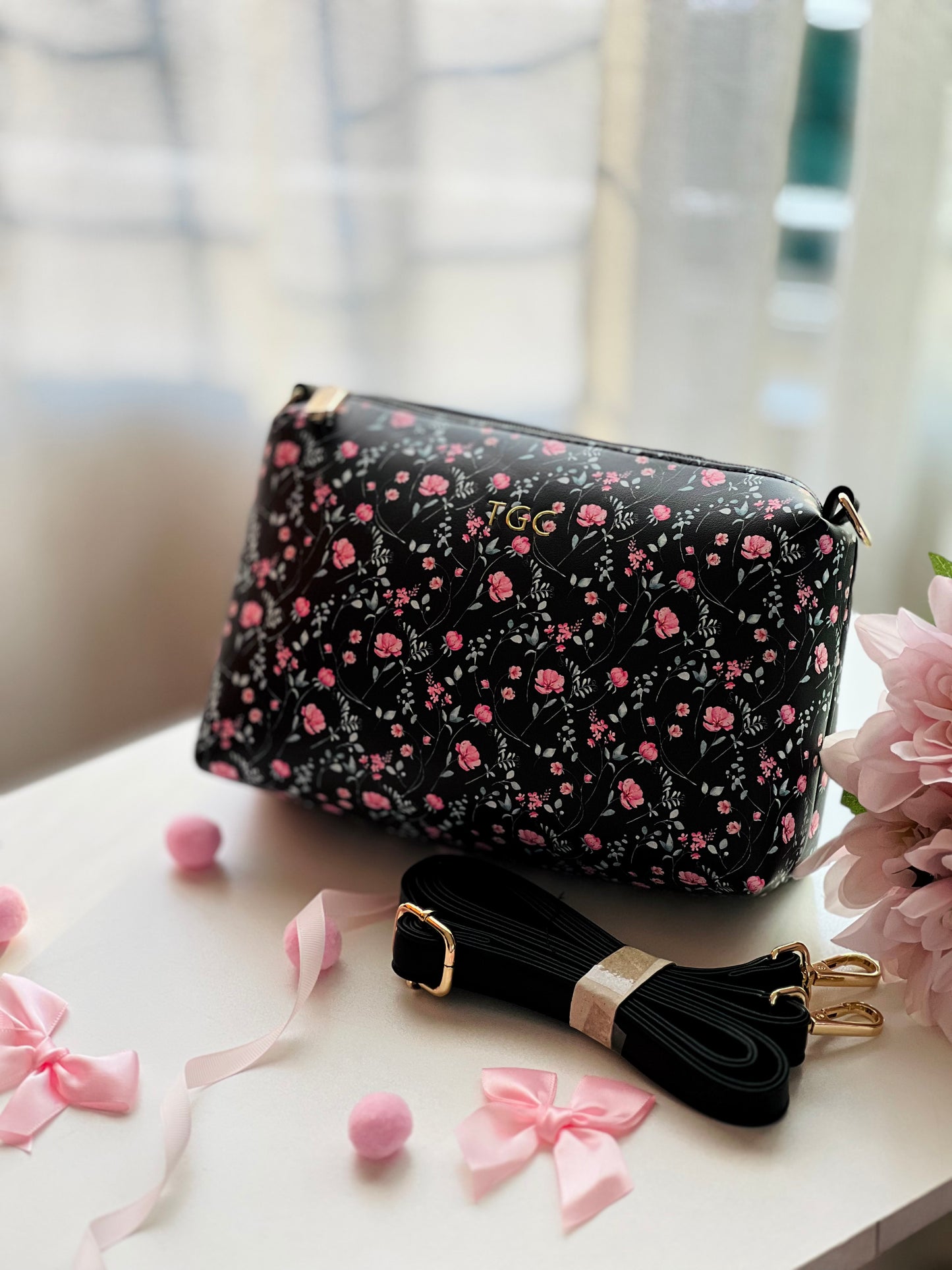 TGC Bowette Sling (Black)