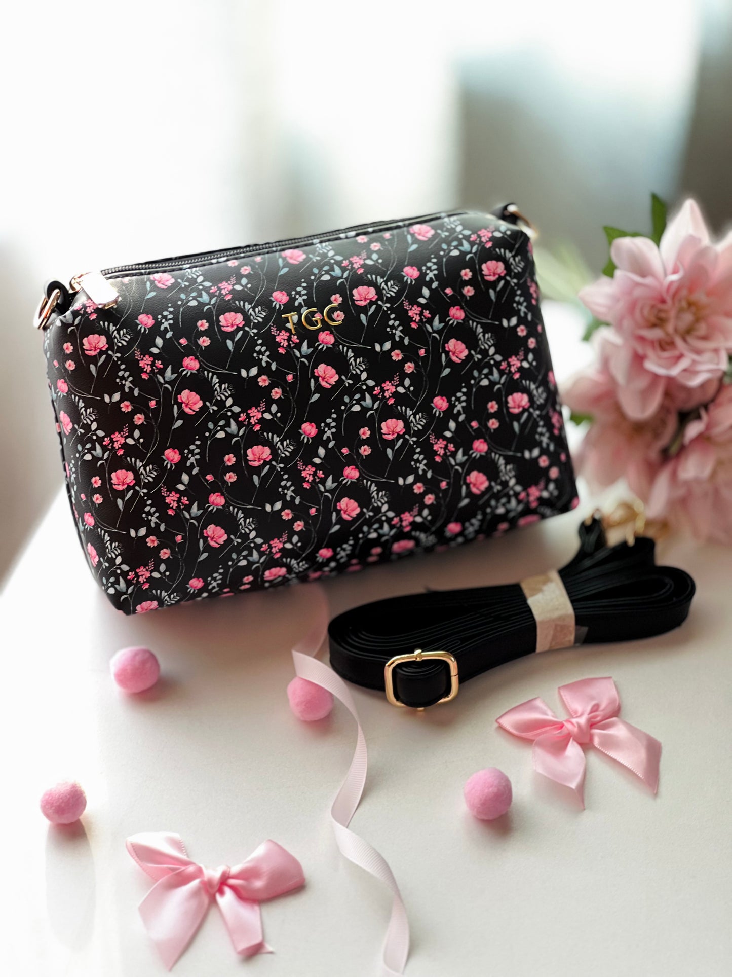 TGC Bowette Sling (Black)