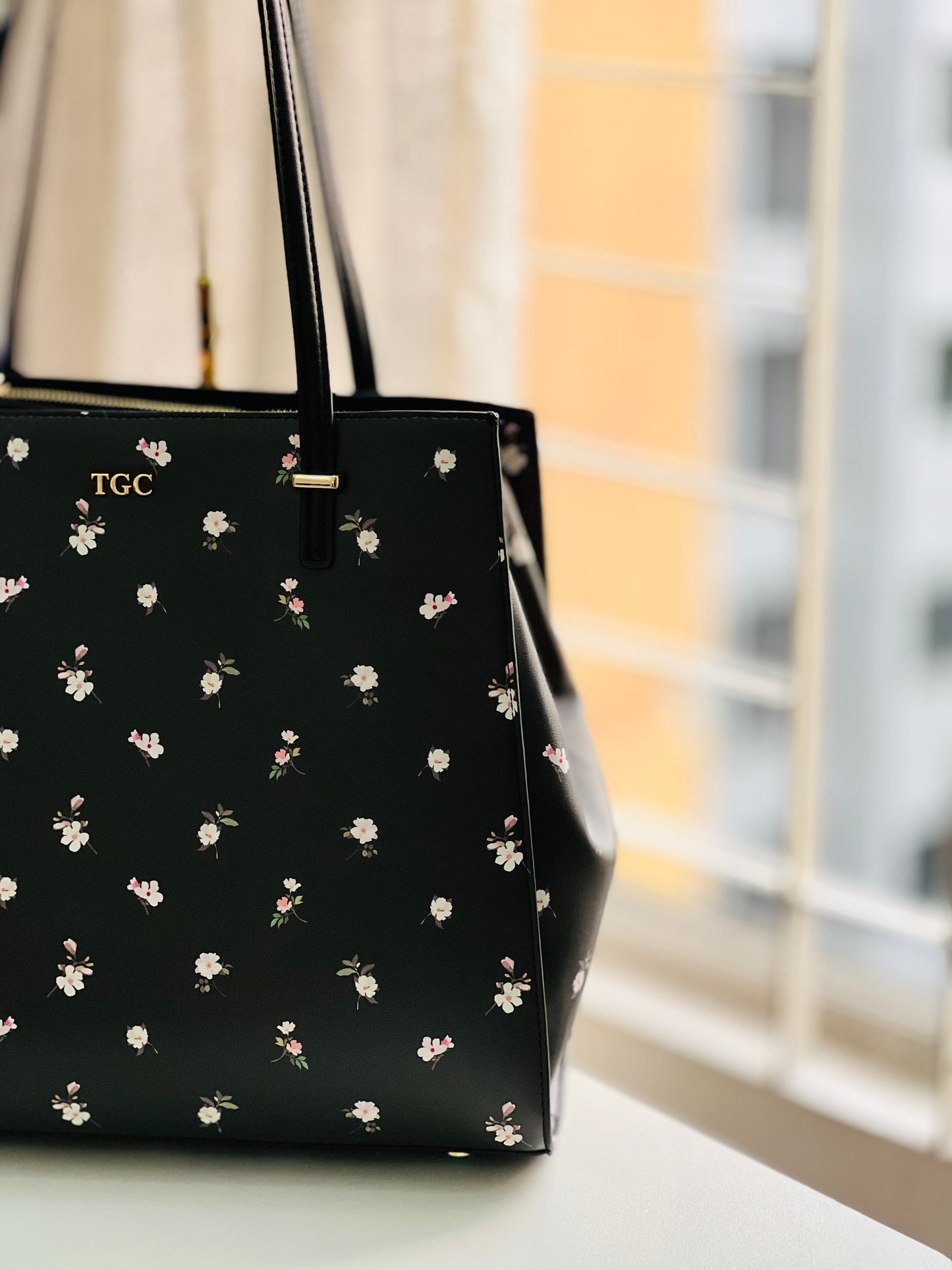 TGC Signora (Black Floral)